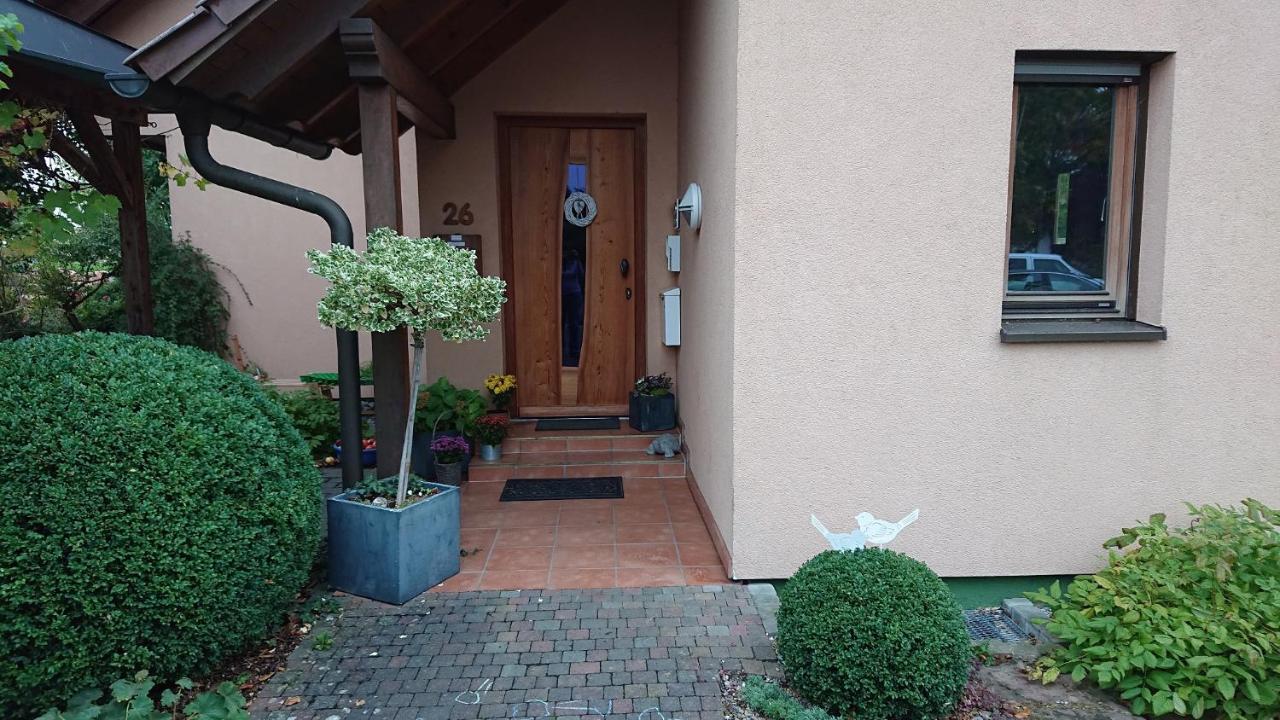 Gemuetliche Ferienwohnung Am Ortsrand Kreuzwertheim Exterior photo